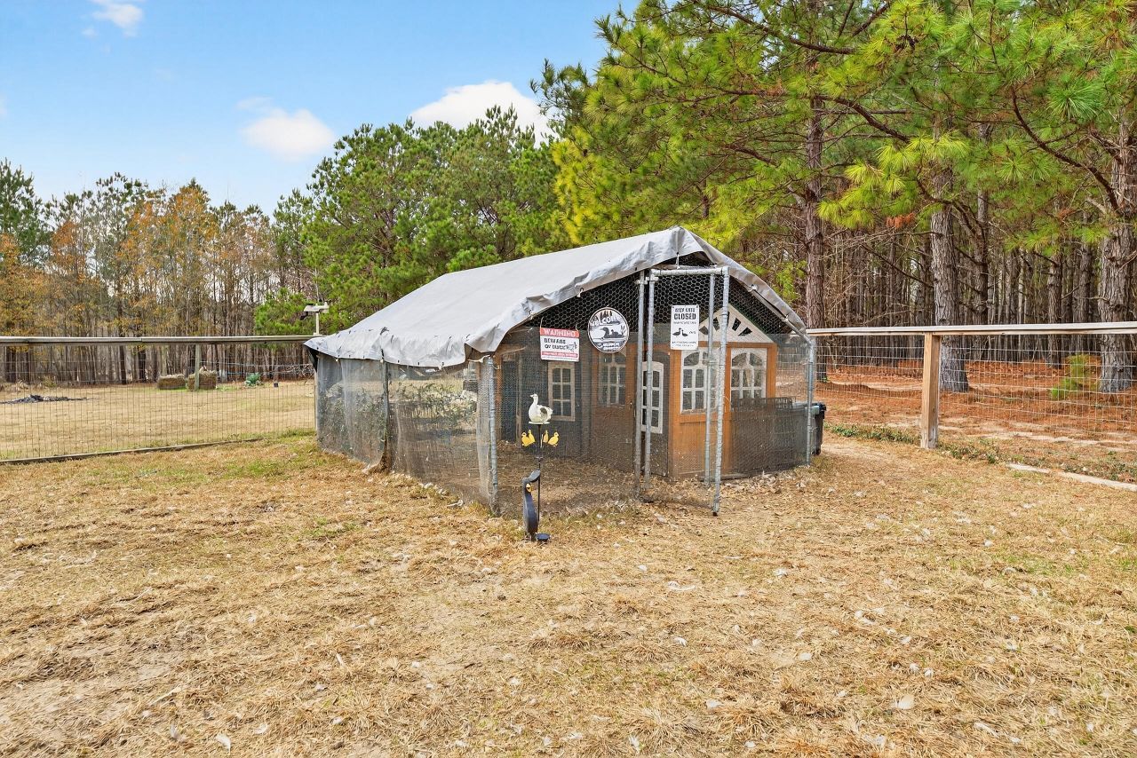 6797 M W Rickenbaker Road Photo 40