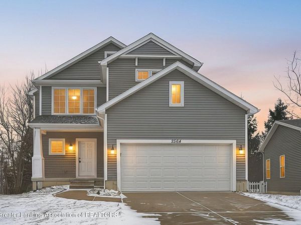 2564 Winterberry Street, Holt, MI 48842