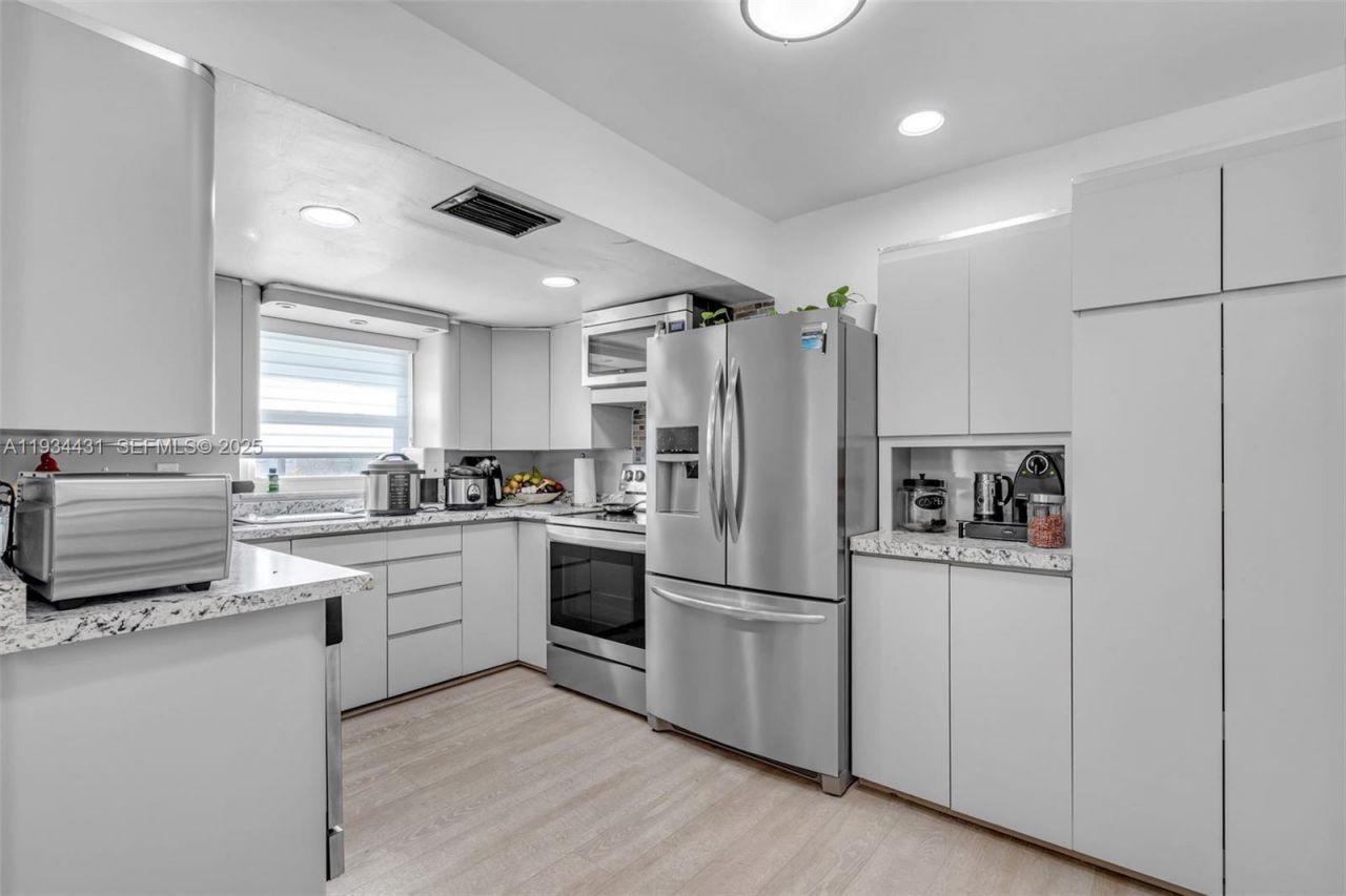 5041 SW 11th St, Plantation, FL 33317 Photo