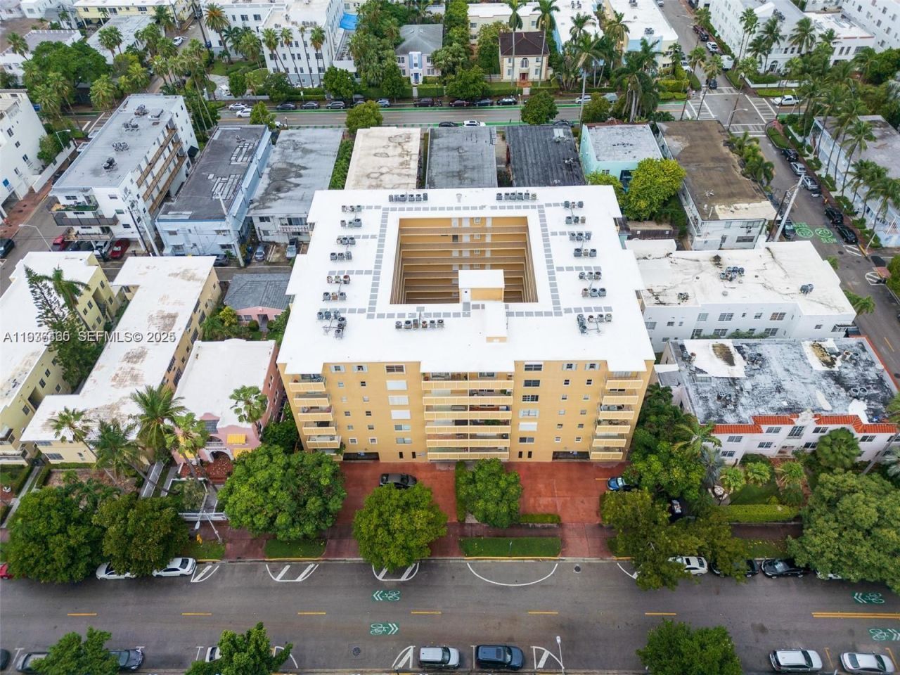 730 Pennsylvania Ave, Unit 307, Miami Beach, FL 33139 Photo