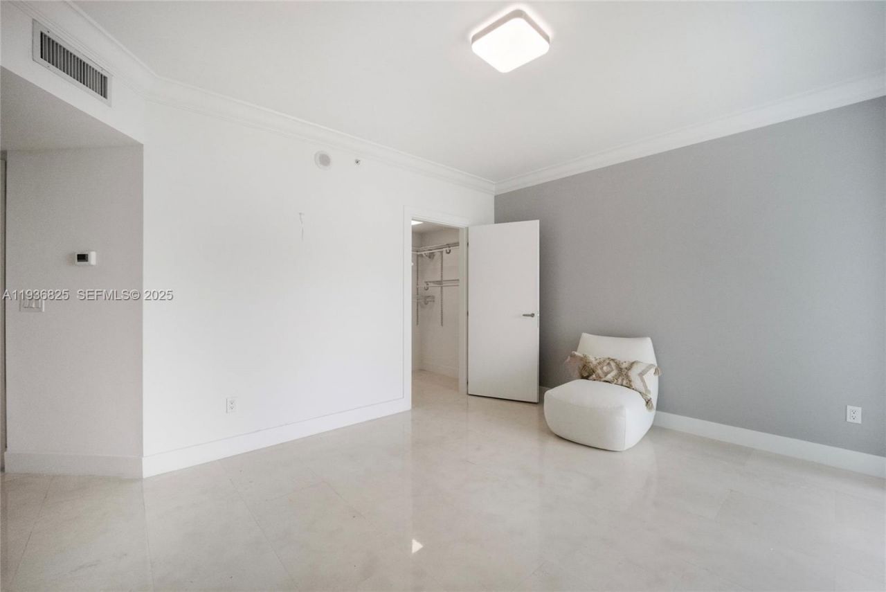 2627 S Bayshore Dr, Unit 1602, Miami, FL 33133 Photo