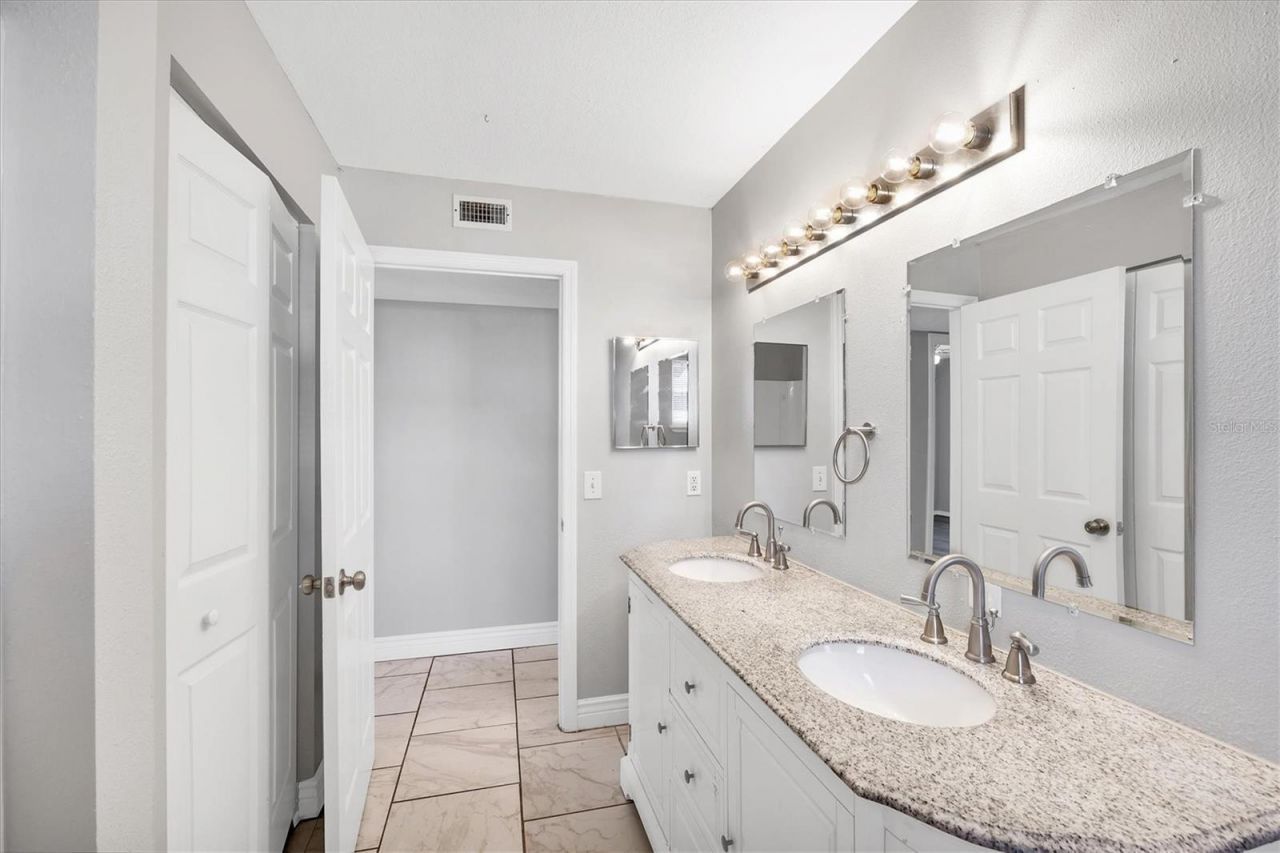 808 4th Avenue W, Palmetto, FL 34221 Photo