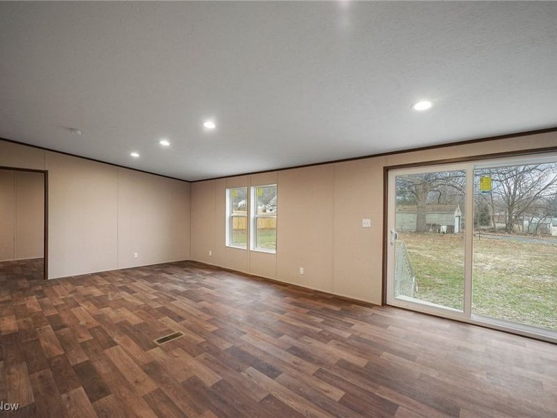 541 Lincoln Avenue, Struthers, OH 44471 Photo 16