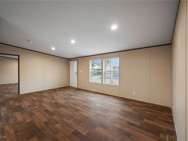 541 Lincoln Avenue, Struthers, OH 44471 Photo 7