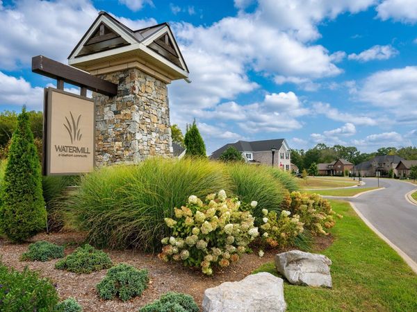 120 Watermill Ln, Lebanon, TN 37087