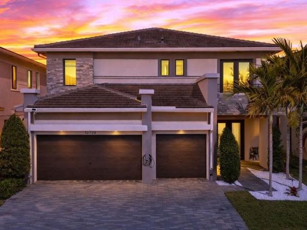 10705 Aqua Ct, Parkland, FL 33076