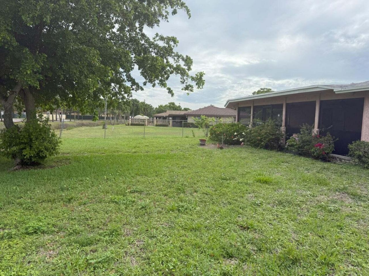 1334 N Mangonia Drive Drive, West Palm Beach, FL 33401 Photo