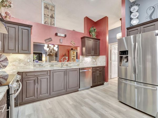 9705 Sills Drive E, Unit 204, Boynton Beach, FL 33437