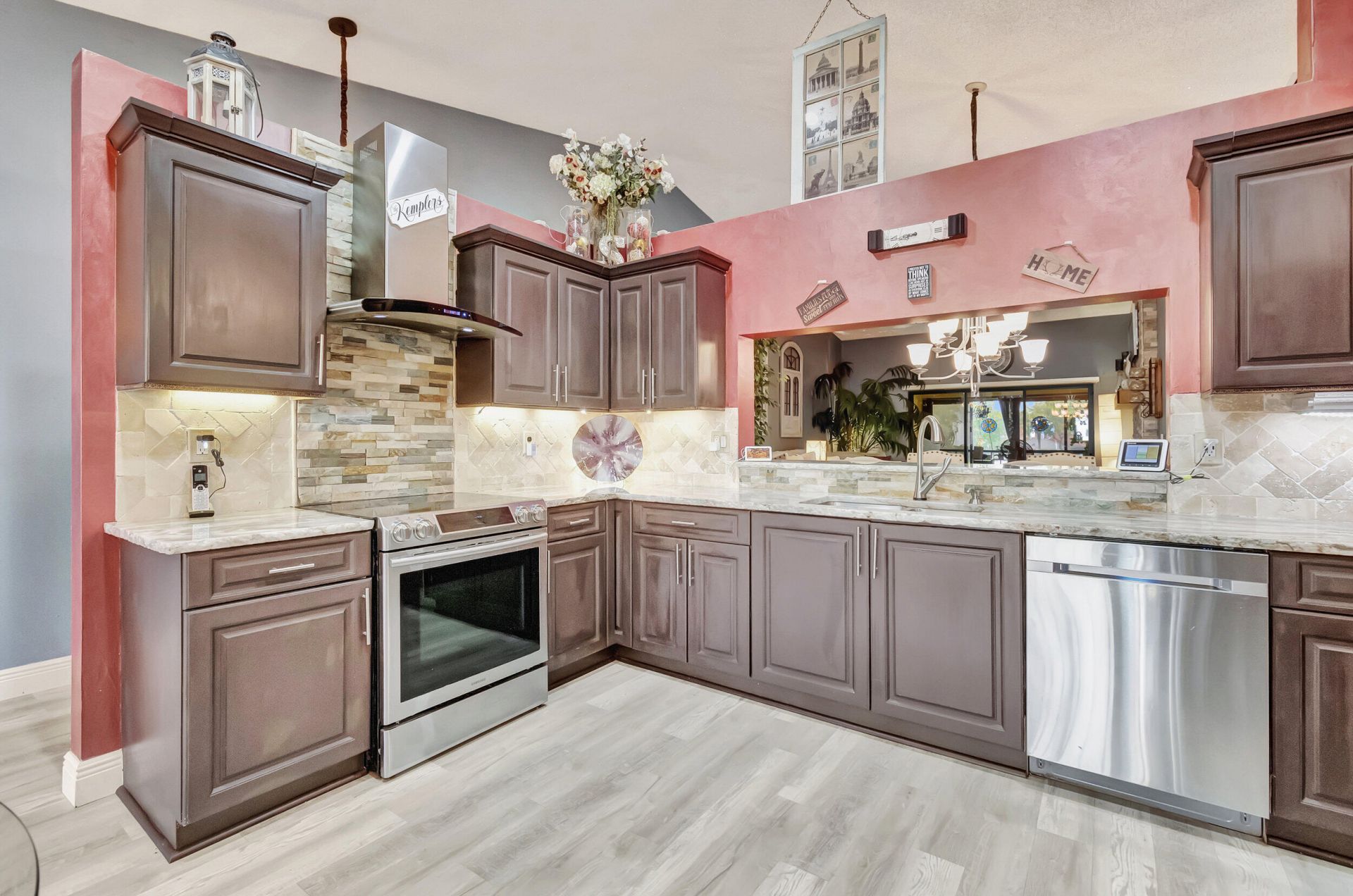 9705 Sills Drive E, Unit 204, Boynton Beach, FL 33437 Photo