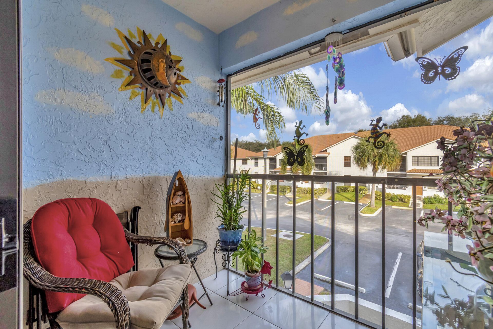 9705 Sills Drive E, Unit 204, Boynton Beach, FL 33437 Photo