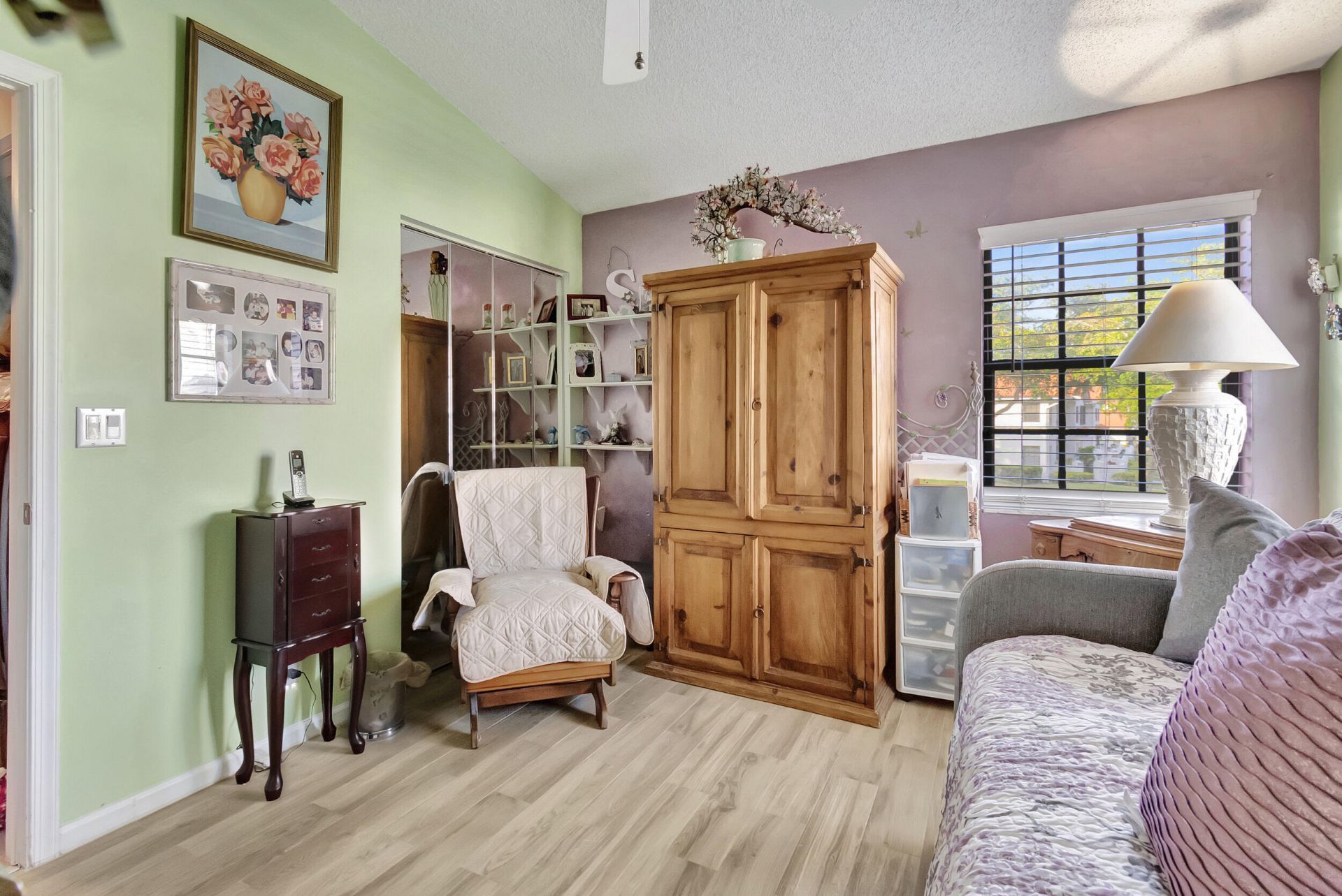 9705 Sills Drive E, Unit 204, Boynton Beach, FL 33437 Photo