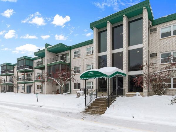 2710 Dale Street N, Unit B307, Roseville, MN 55113