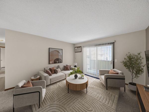 2114 Valleyhigh Drive NW, Unit B104, Rochester, MN 55901