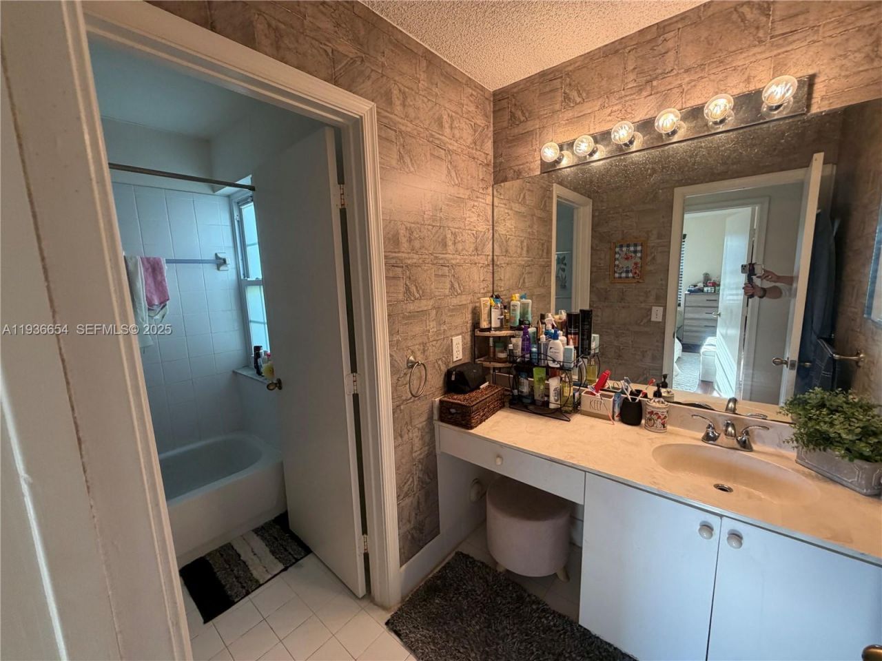 4908 SW 151st Ave, Unit 1, Davie, FL 33331 Photo