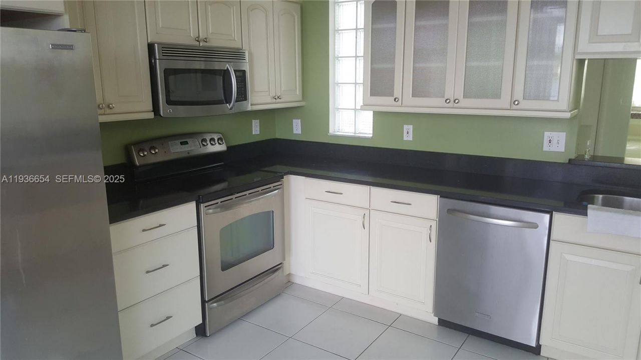 4908 SW 151st Ave, Unit 1, Davie, FL 33331 Photo