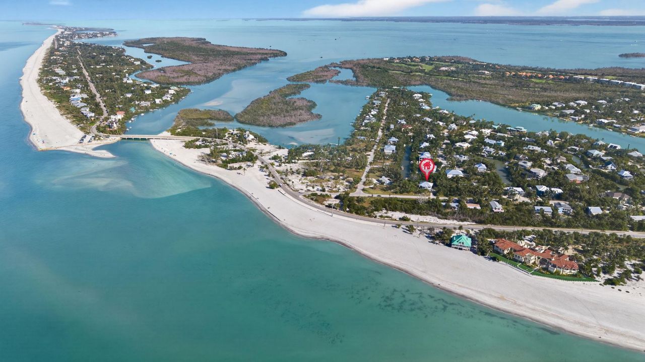 6476 Pine Ave, Sanibel, FL 33957 Photo