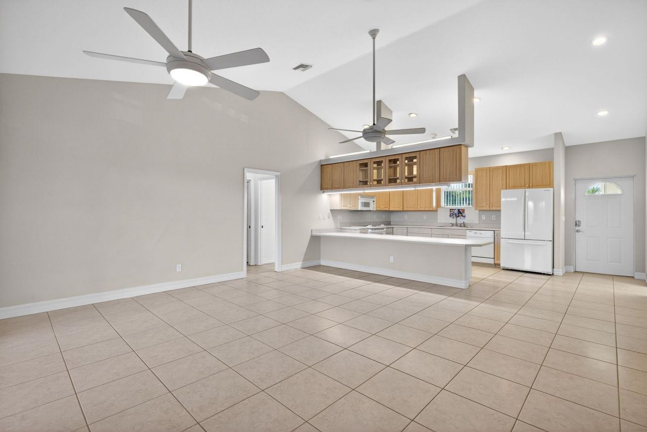 6476 Pine Ave, Sanibel, FL 33957 Photo