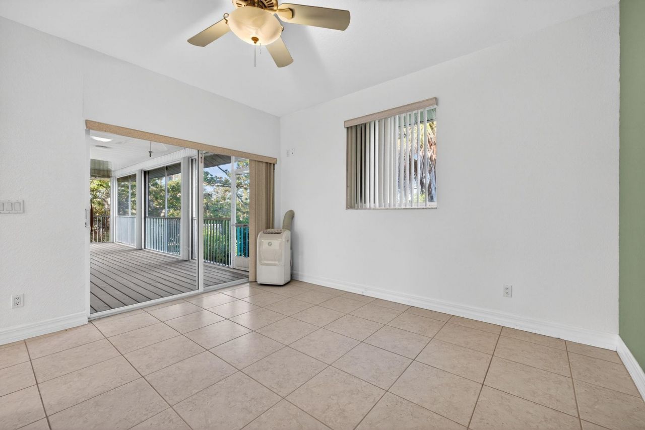 6476 Pine Ave, Sanibel, FL 33957 Photo