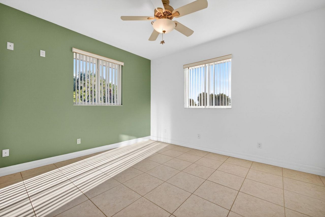 6476 Pine Ave, Sanibel, FL 33957 Photo