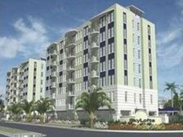 1791 NE Miami Gardens Drive, Unit E601, Miami, FL 33179