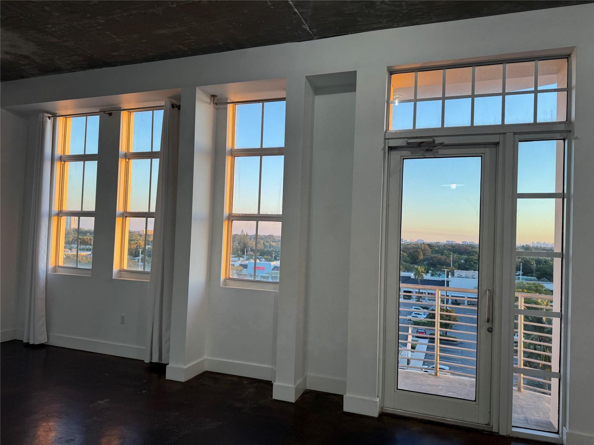 1791 NE Miami Gardens Drive, Unit E601, Miami, FL 33179 Photo