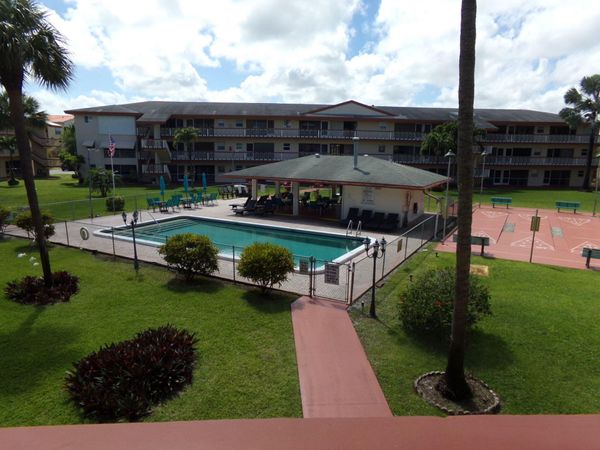 5300 Washington Street, Unit P234, Hollywood, FL 33021