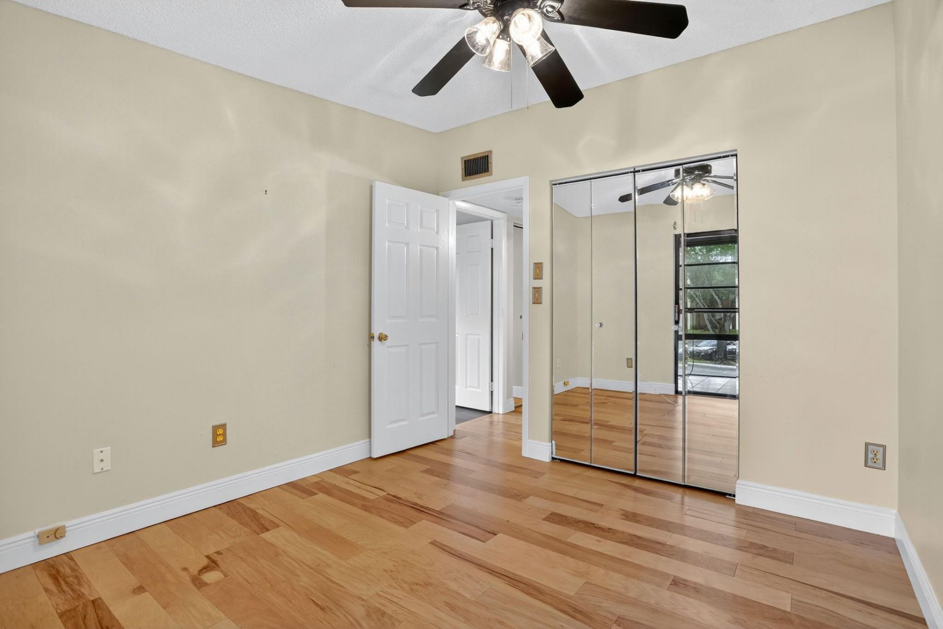 7711 Ashmont, Unit 215, Tamarac, FL 33321 Photo