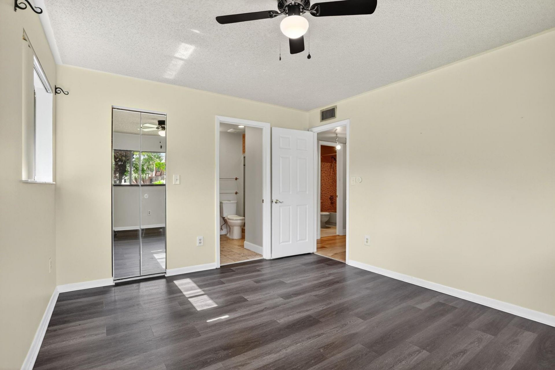 7711 Ashmont, Unit 215, Tamarac, FL 33321 Photo