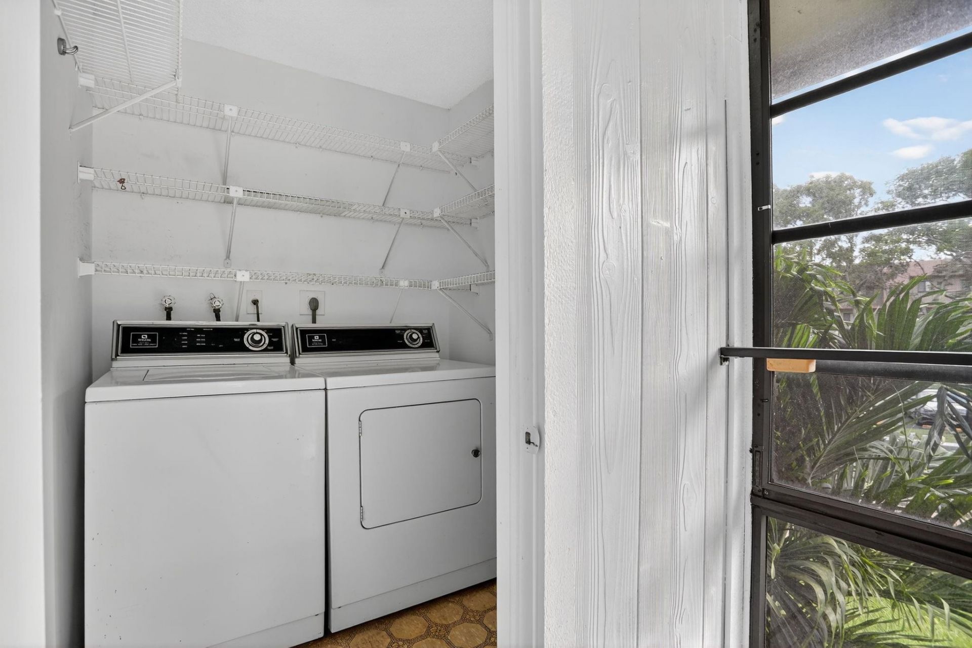 7711 Ashmont, Unit 215, Tamarac, FL 33321 Photo