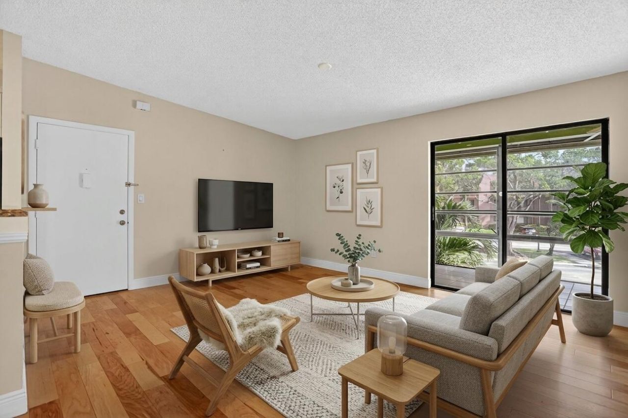 7711 Ashmont, Unit 215, Tamarac, FL 33321 Photo