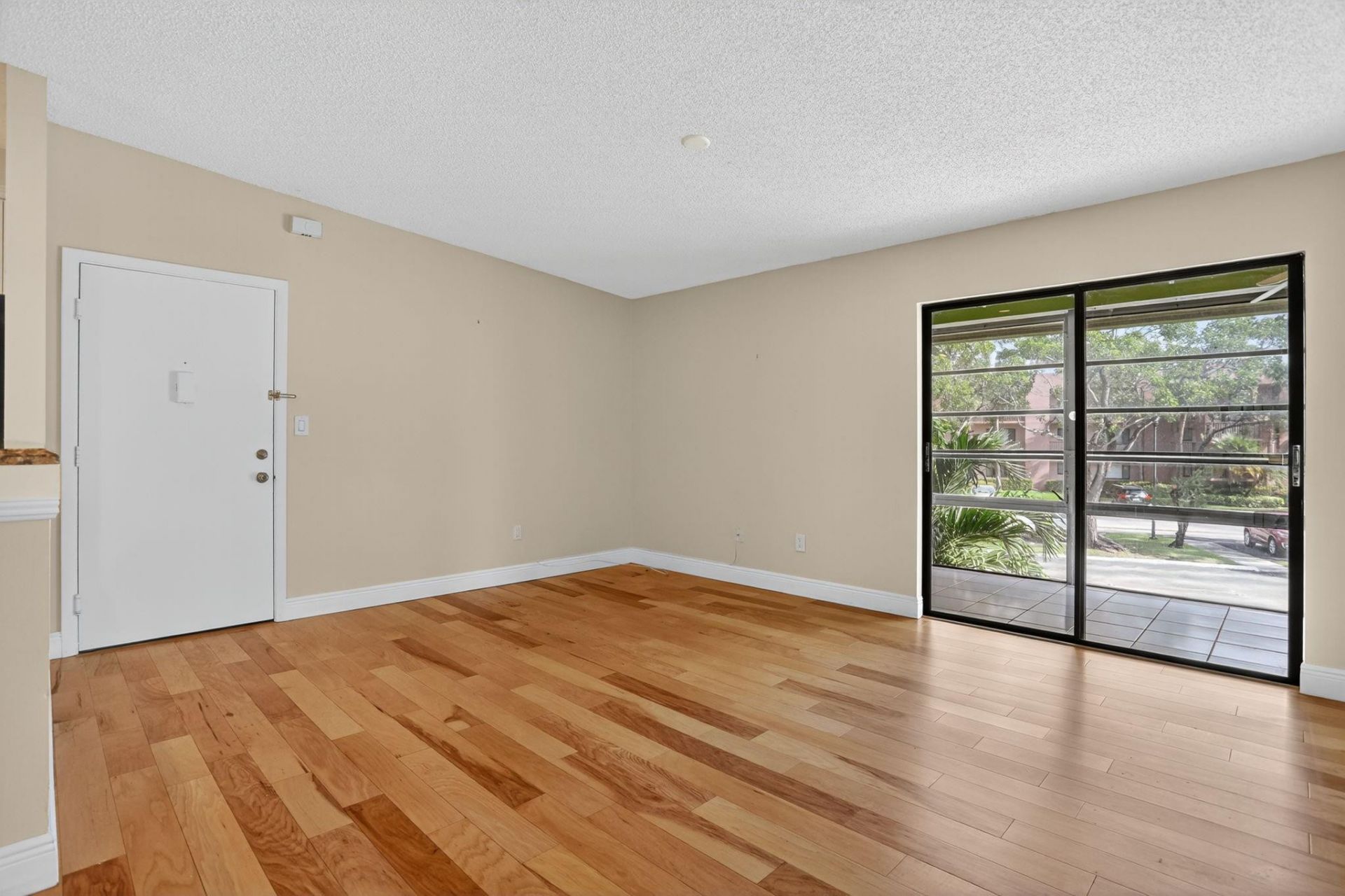 7711 Ashmont, Unit 215, Tamarac, FL 33321 Photo
