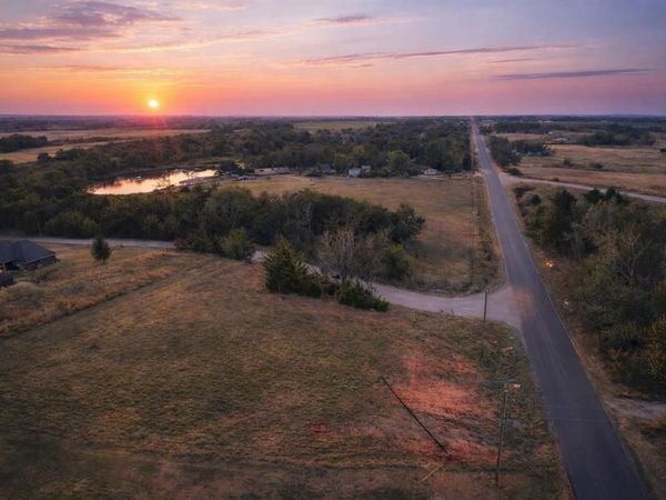1697 CR 1230, Tuttle, OK 73089