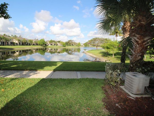 5222 Palmbrooke Circle, West Palm Beach, FL 33417