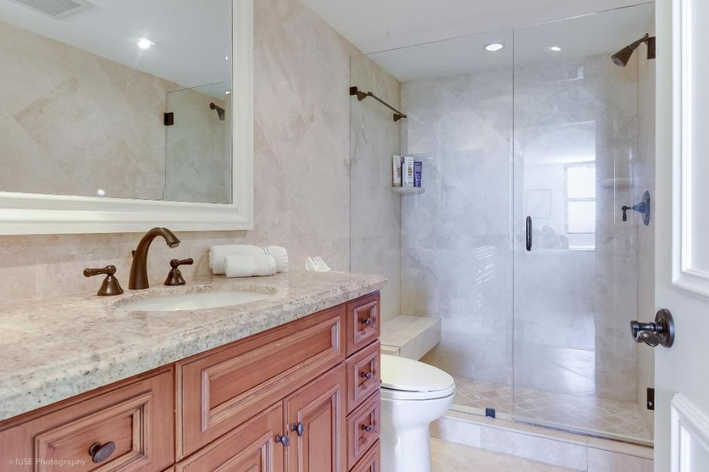 651 Okeechobee Boulevard, Unit 509, West Palm Beach, FL 33401 Photo