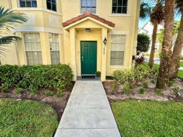1809 Belmont Place E, Boynton Beach, FL 33436