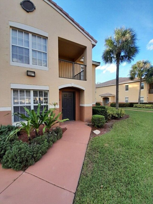 10336 Fox Trail Road S, Unit 1306, Royal Palm Beach, FL 33411 Photo