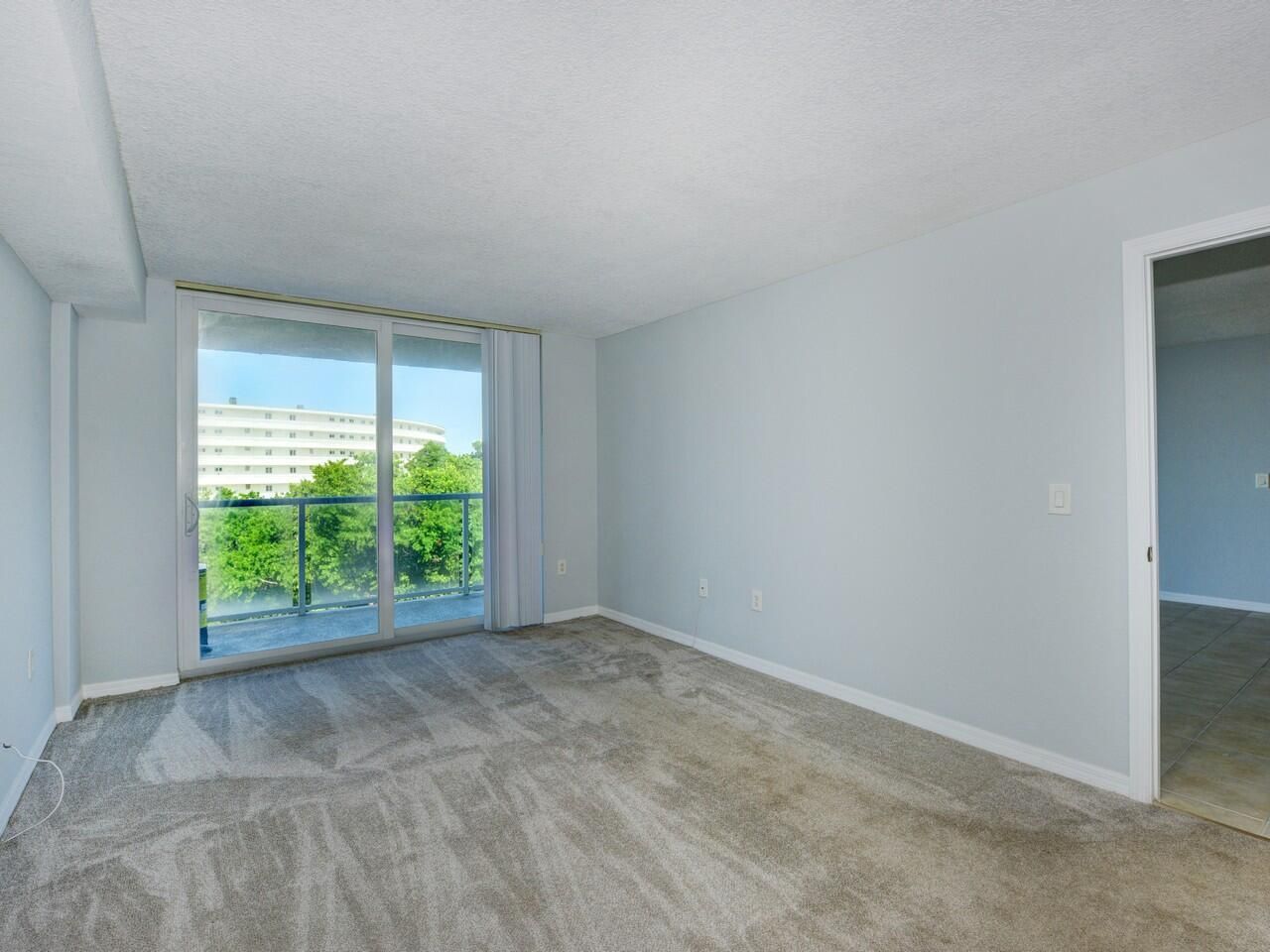 2560 S Ocean Boulevard, Unit 406, Palm Beach, FL 33480 Photo