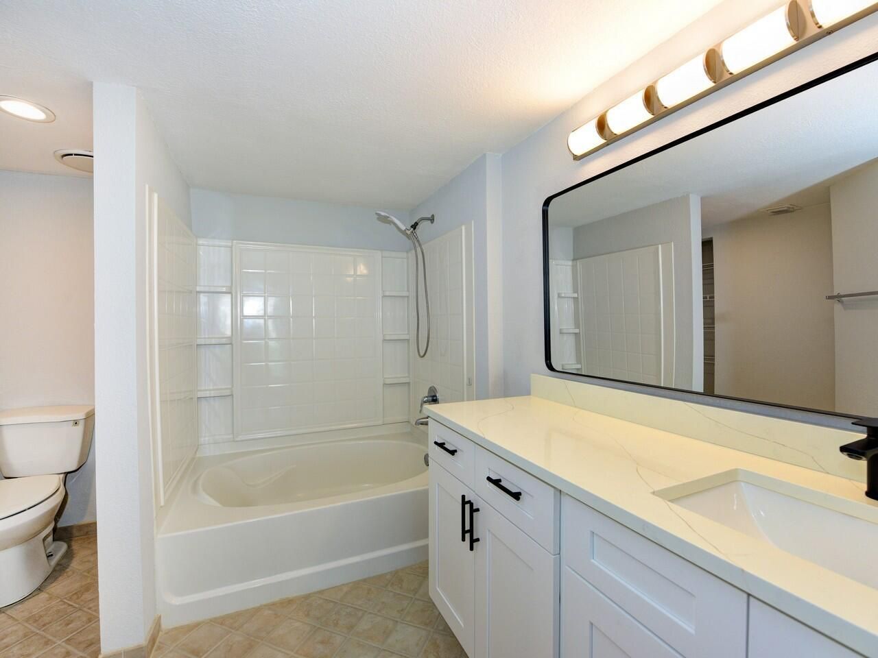 2560 S Ocean Boulevard, Unit 406, Palm Beach, FL 33480 Photo
