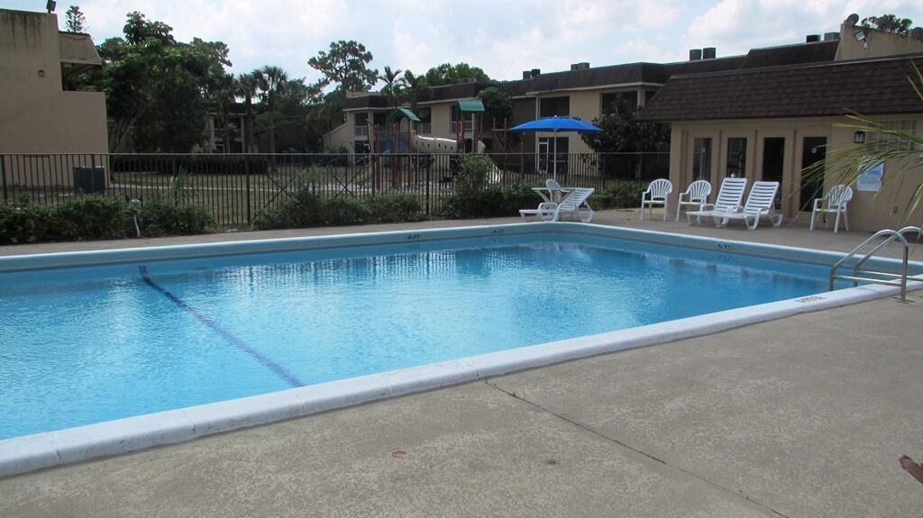 6080 Forest Hill Boulevard, Unit 206, West Palm Beach, FL 33415 Photo