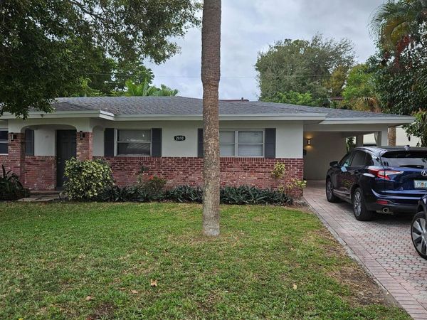 2010 NE 33rd Street, Lighthouse Point, FL 33064