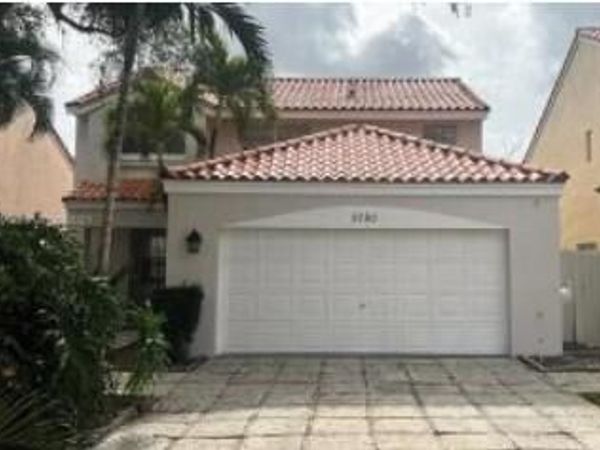3780 Amalfi Drive, Unit 3780, Hollywood, FL 33021