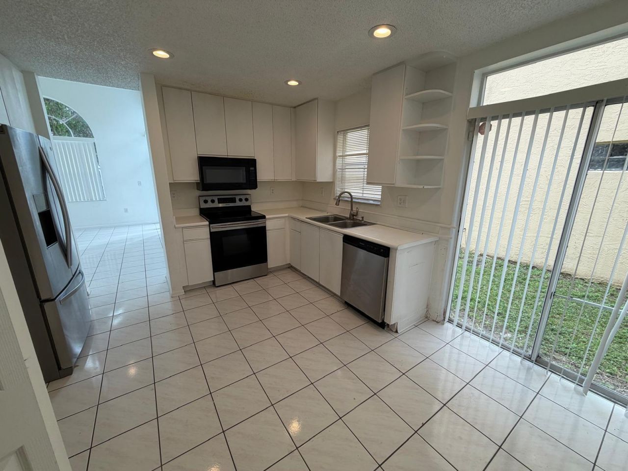 3780 Amalfi Drive, Unit 3780, Hollywood, FL 33021 Photo