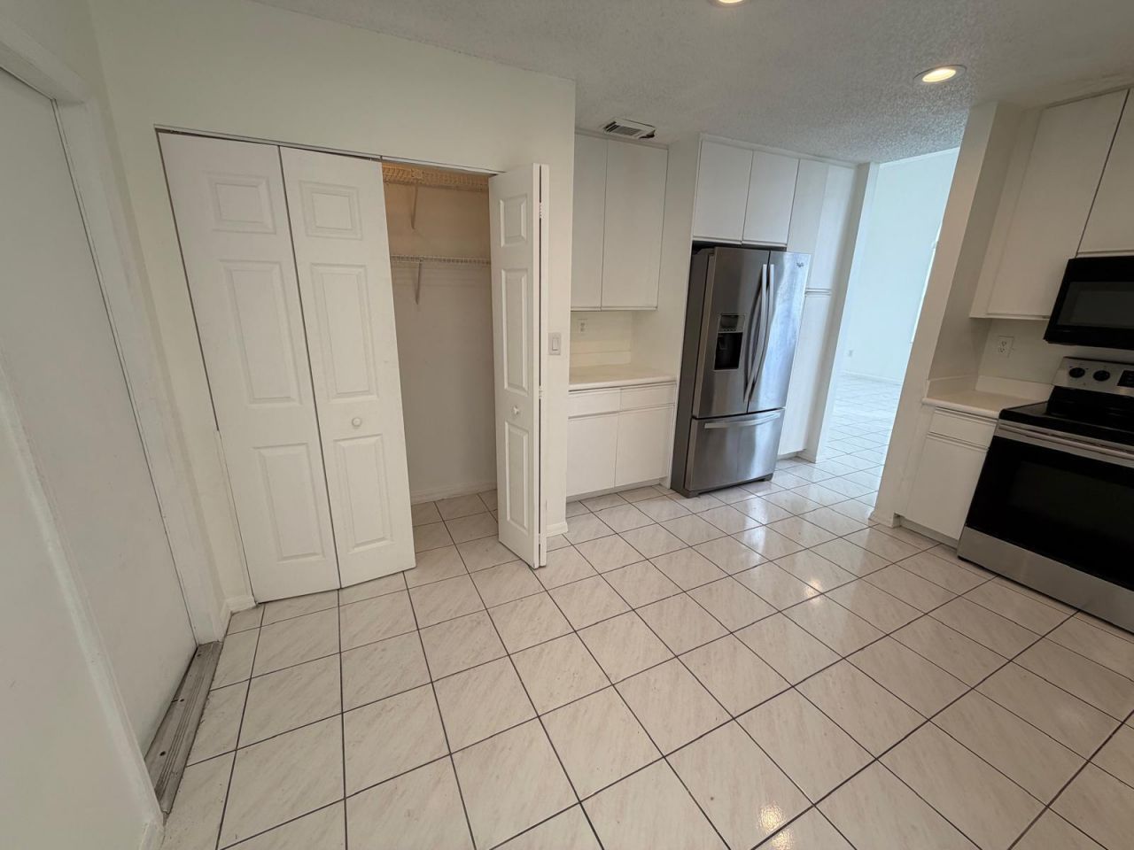 3780 Amalfi Drive, Unit 3780, Hollywood, FL 33021 Photo