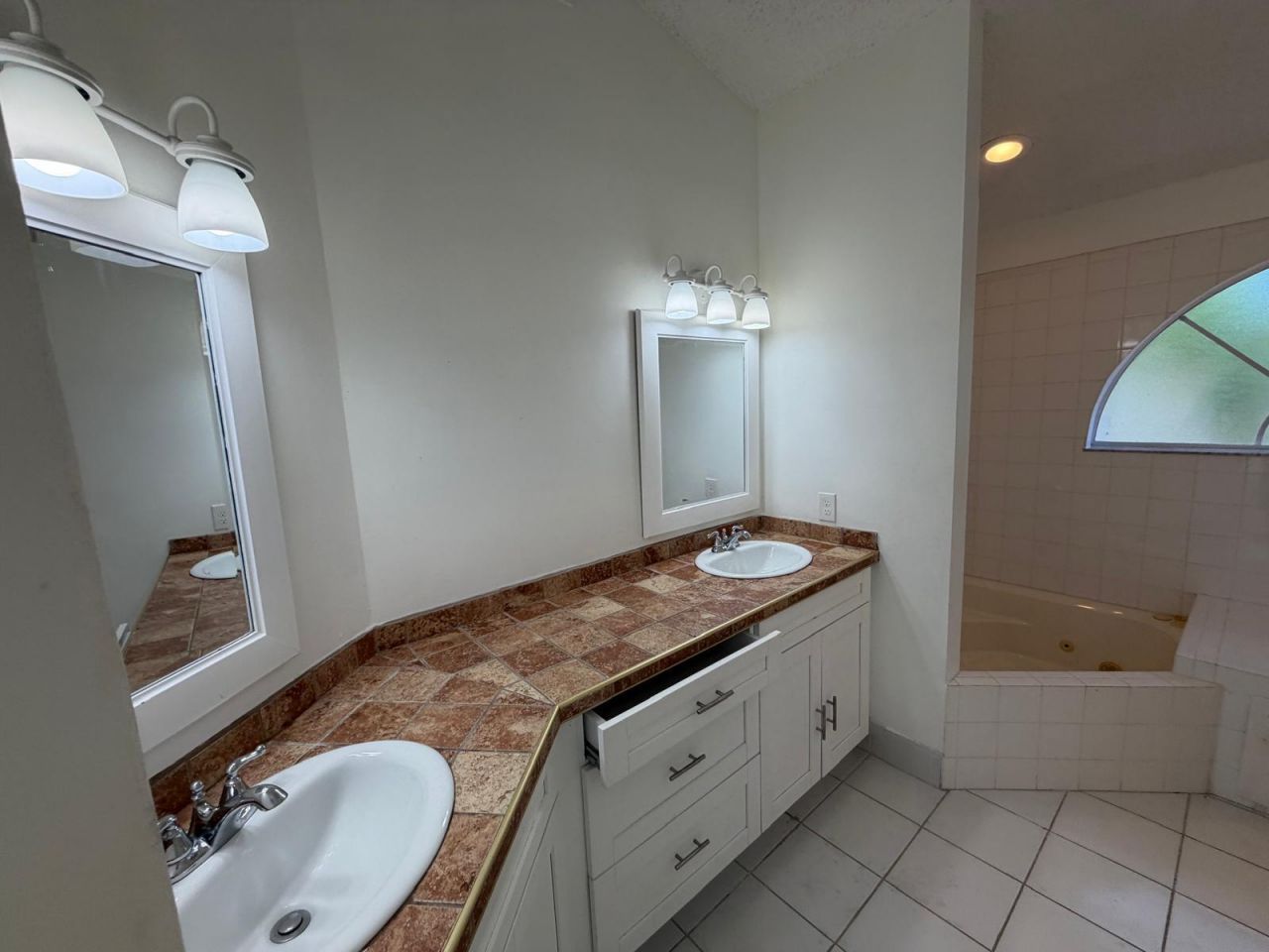 3780 Amalfi Drive, Unit 3780, Hollywood, FL 33021 Photo