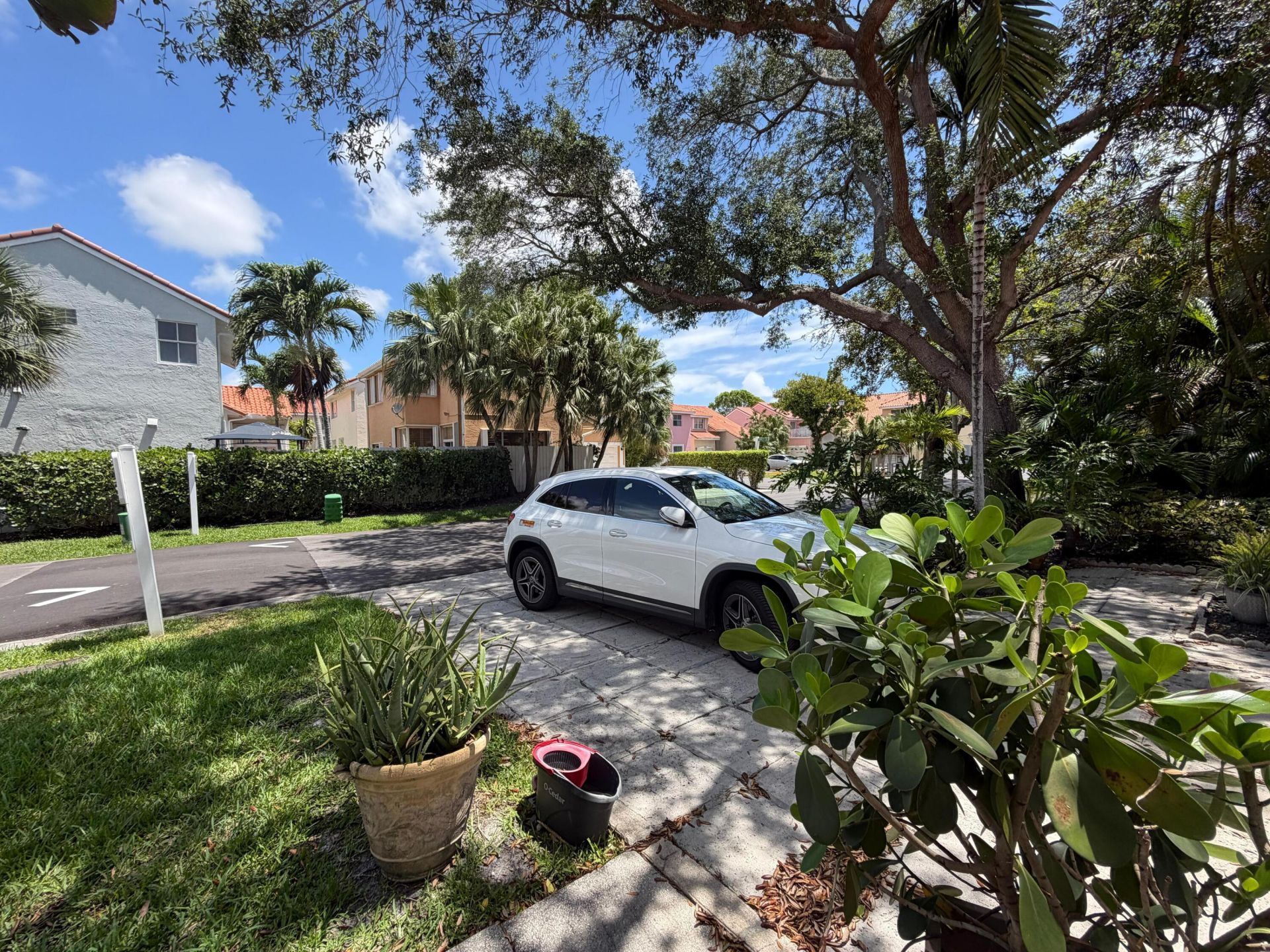 3780 Amalfi Drive, Unit 3780, Hollywood, FL 33021 Photo
