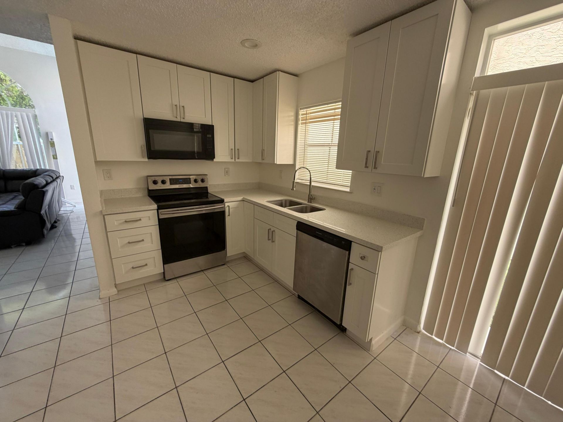 3780 Amalfi Drive, Unit 3780, Hollywood, FL 33021 Photo