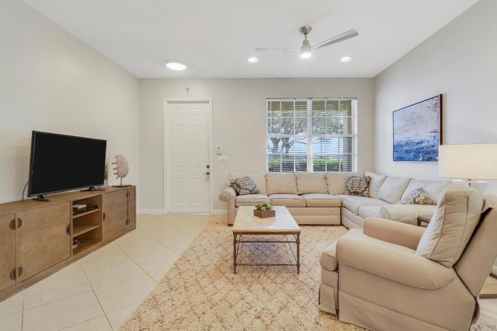 231 Evergrene Parkway, Unit 22-C, Palm Beach Gardens, FL 33410 Photo