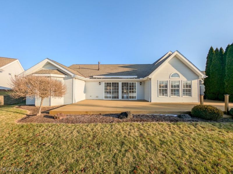 709 N Vineyard Circle, Port Clinton, OH 43452 Photo 5