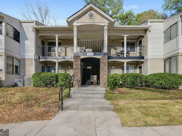 1615 Wingate Way, Atlanta, GA 30350