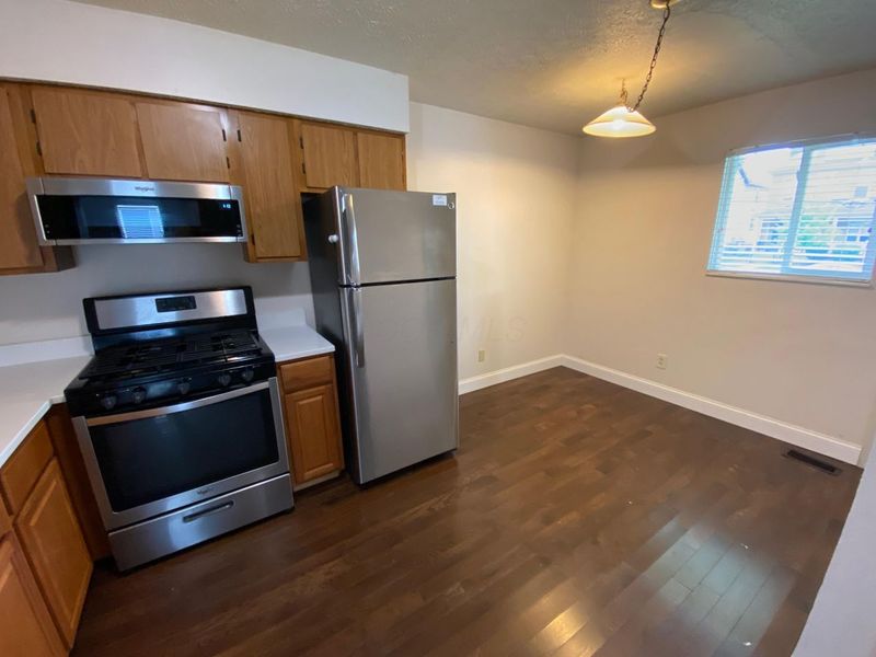 76 Chittenden Avenue, Columbus, OH 43201 Photo 2